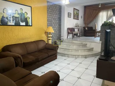 Sobrado com 4 Quartos à venda, 243m² no Jardim Maria Rosa, Taboão da Serra
