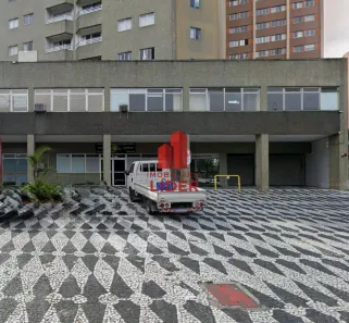 Sala Comercial para alugar, 256m² no Cristo Rei, Curitiba