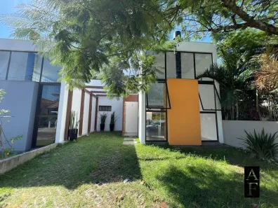 Casa com 3 Quartos para alugar, 129m² no Pinguirito, Garopaba