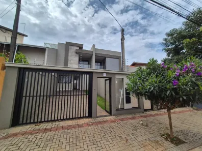 Sobrado com 3 Quartos à venda, 161m² no Andrade, Londrina