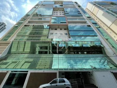 Apartamento com 4 Quartos à venda, 228m² no Meia Praia, Itapema