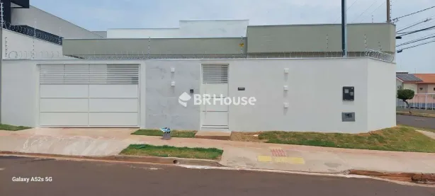 Casa com 3 Quartos à venda, 148m² no Parque Residencial Rita Vieira, Campo Grande