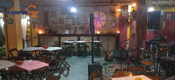 Ponto Comercial para alugar, 300m² no Centro, Ubatuba