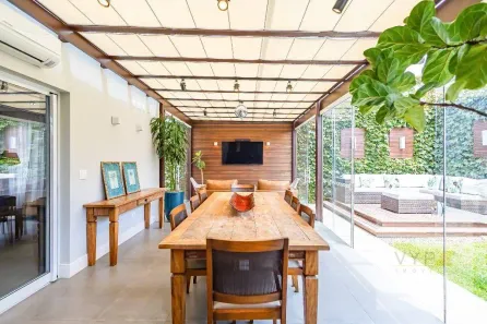 Casa com 4 Quartos à venda, 305m² no São Braz, Curitiba