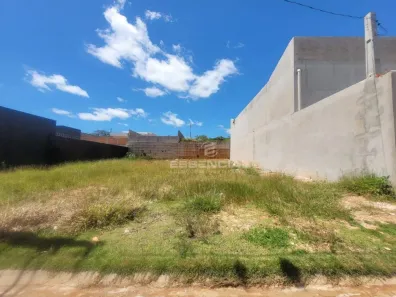 Lote/Terreno à venda, 250m² no Jardim Estoril I, Botucatu