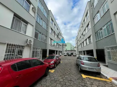 Apartamento com 2 Quartos à venda, 54m² no Trindade, Florianópolis