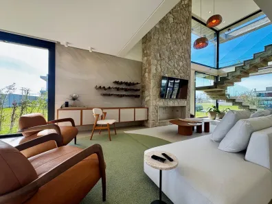 Sobrado com 4 Quartos à venda, 327m² no XANGRI-LÁ, Xangri-lá