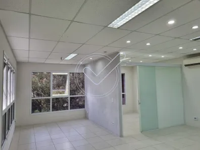 Sala Comercial para venda ou aluguel, 48m² no Sítio Tamboré Alphaville, Barueri