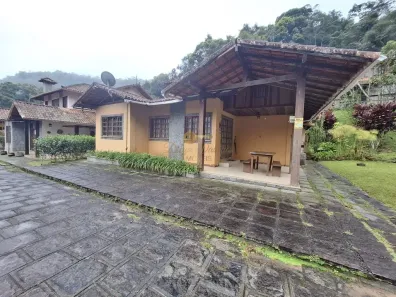 Casa de Condomínio com 3 Quartos à venda, 144m² no Albuquerque, Teresópolis