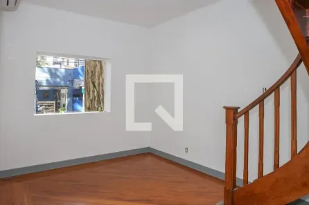 Casa com 2 Quartos à venda, 90m² no Vila Romana, São Paulo