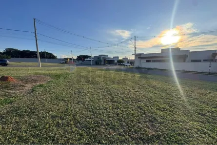 Lote/Terreno à venda, 300m² no Estância Hípica, Nova Odessa