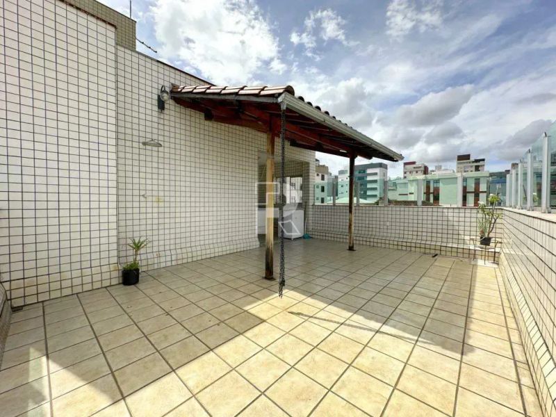 Cobertura com 4 quartos — Prado, Belo Horizonte