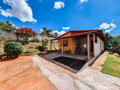 Casa com 3 Quartos à venda, 70m² no Área Rural de Divinópolis, Divinópolis