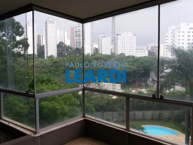 Apartamento com 4 Quartos à venda, 300m² no Vila Suzana, São Paulo