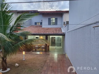 Sobrado com 3 Quartos à venda, 200m² no Jardim América, Goiânia
