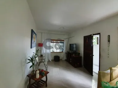 Casa com 3 Quartos à venda, 110m² no Jardim Luanda, São Paulo