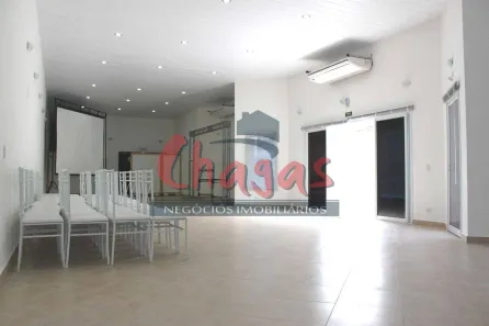 Ponto Comercial para alugar, 233m² no Centro, Caraguatatuba
