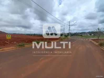 Lote/Terreno com 1 Quarto à venda, 1m² no Aclimação, Uberlândia
