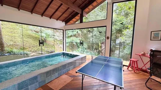 Casa de Condomínio com 3 Quartos à venda, 210m² no Araras, Petrópolis