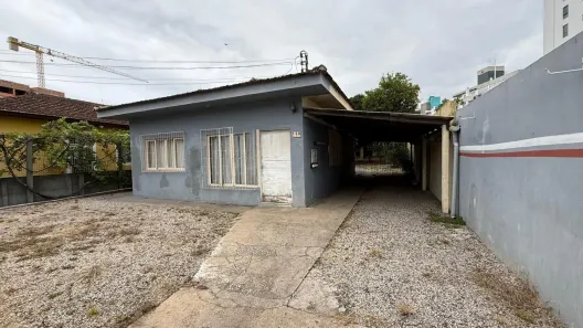 Casa com 3 Quartos à venda, 228m² no Trindade, Florianópolis