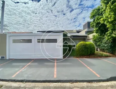 Casa com 1 Quarto à venda, 200m² no Centro, Marília