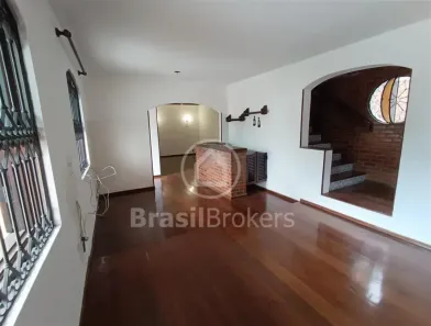 Casa com 4 Quartos à venda, 329m² no Abolição, Rio de Janeiro