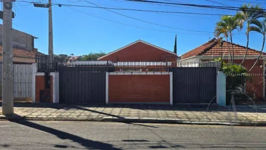 Casa com 3 Quartos à venda, 243m² no Vila Carvalho, Sorocaba