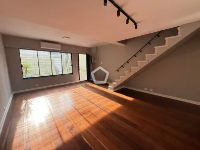 Casa com 3 Quartos à venda, 180m² no Vila Olímpia, São Paulo