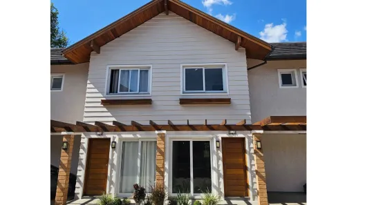 Casa com 2 Quartos à venda, 82m² no Várzea Grande 1º de Maio, Gramado