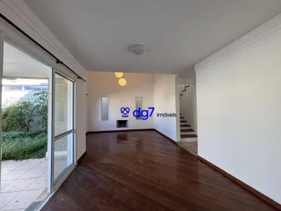 Sobrado com 3 Quartos para alugar, 215m² no Bosque do Vianna, Cotia