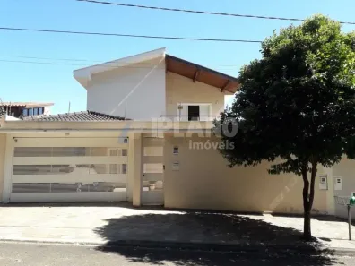 Sobrado com 3 Quartos à venda, 300m² no Jardim Santa Elisa, São Carlos