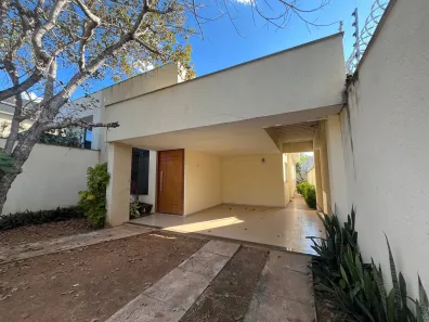 Casa com 3 Quartos para alugar, 154m² no Plano Diretor Sul, Palmas
