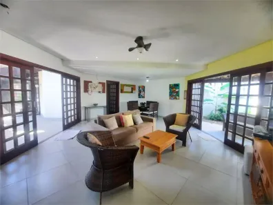 Casa de Condomínio com 5 Quartos à venda, 650m² no Jardim Acapulco, Guarujá
