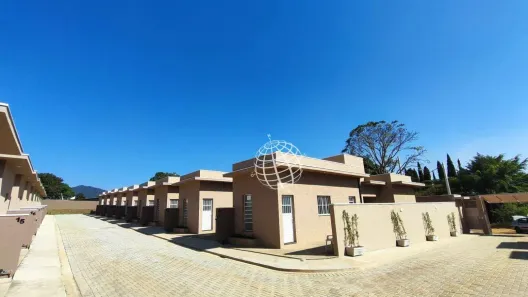 Casa de Condomínio com 2 Quartos à venda, 60m² no Jardim Santa Fe, Bom Jesus dos Perdões
