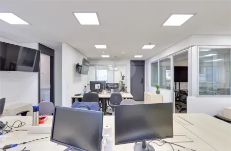 Sala Comercial à venda, 204m² no Santo Amaro, São Paulo