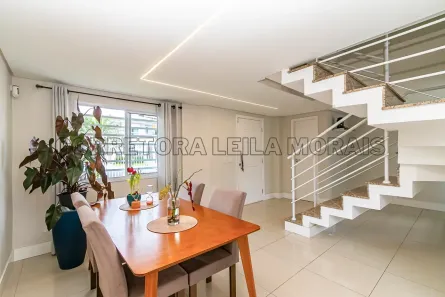 Sobrado com 3 Quartos à venda, 130m² no Xaxim, Curitiba