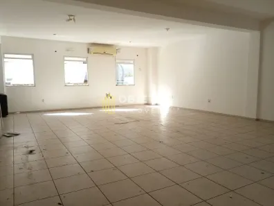 Sala Comercial para alugar, 140m² no Rio Branco, Porto Alegre