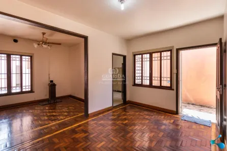 Casa com 5 Quartos para alugar, 169m² no Petrópolis, Porto Alegre
