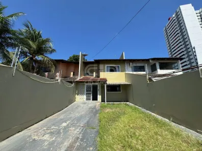 Sobrado com 4 Quartos para alugar, 150m² no Araés, Cuiabá