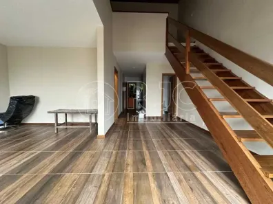 Casa de Condomínio com 2 Quartos à venda, 130m² no Granja Guarani, Teresópolis