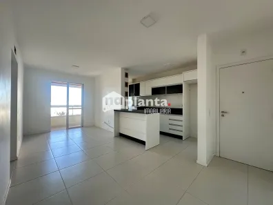 Apartamento com 2 Quartos à venda, 76m² no Barreiros, São José