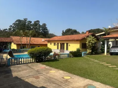 Fazenda/Sítio com 3 Quartos à venda, 406m² no Jardim Estância Brasil, Atibaia