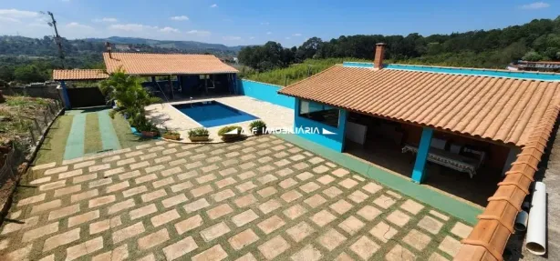 Fazenda/Sítio com 3 Quartos à venda, 200m² no Dona Catarina, Mairinque