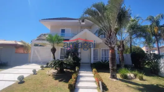 Casa de Condomínio com 3 Quartos para alugar, 366m² no Loteamento Villa Branca, Jacareí