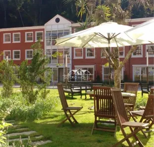 Sala Comercial à venda, 32m² no Quarteirão Brasileiro, Petrópolis