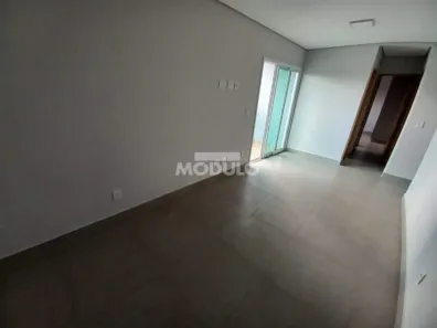 Apartamento com 2 Quartos para alugar, 67m² no Osvaldo Rezende, Uberlândia