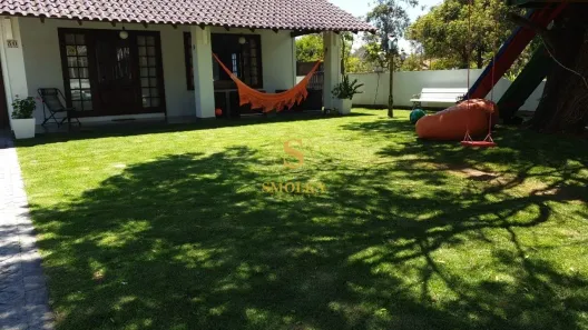 Casa com 4 Quartos para alugar, 225m² no Jurerê Internacional, Florianópolis