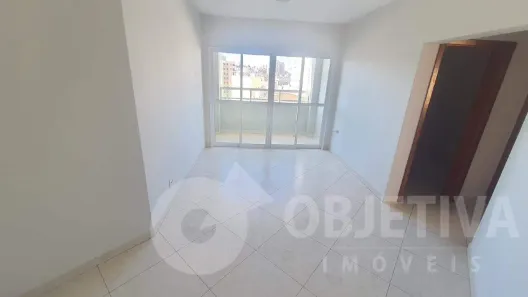 Apartamento com 2 Quartos para alugar, 60m² no Centro, Uberlândia