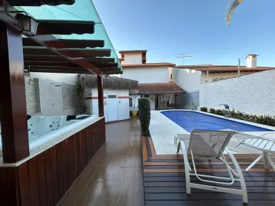 Sobrado com 4 Quartos para venda ou aluguel, 280m² no Vila Oliveira, Mogi das Cruzes