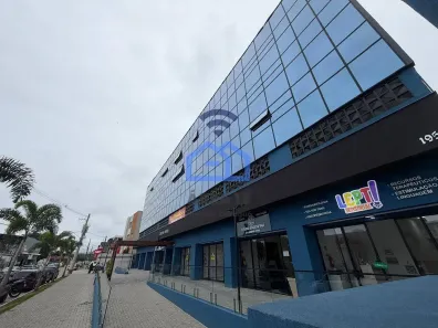 Sala Comercial à venda, 30m² no Jardim Primavera, Caraguatatuba
